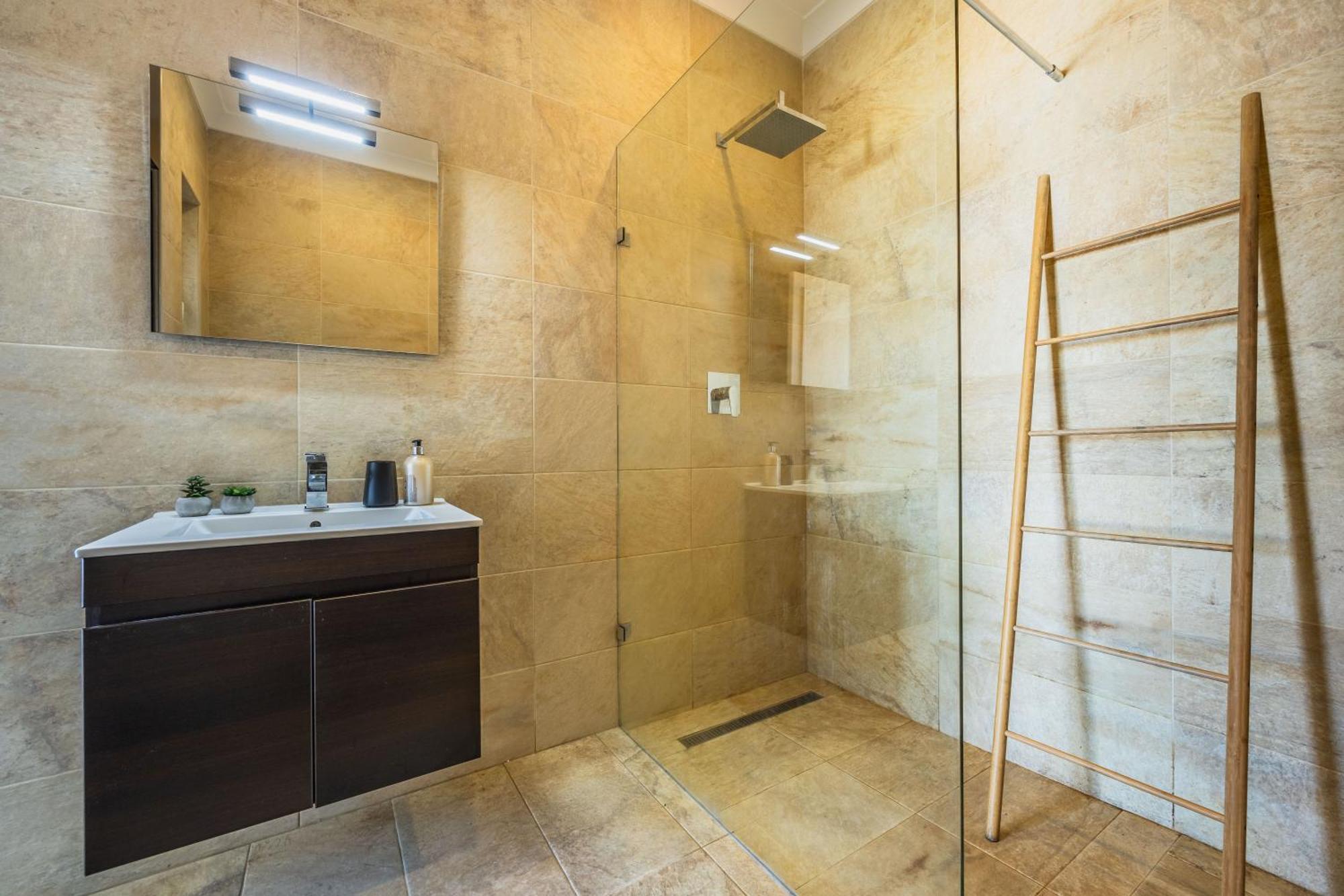 Stunning - Seaview Penthouse 3-Bed + Parking Apartment Sliema Ngoại thất bức ảnh